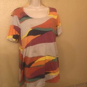 $3 or FREE: LuLaRoe Shirt - M